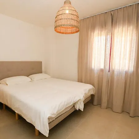 Ibiza Style Beachfront - Sea View & Pool 아파트 칼페